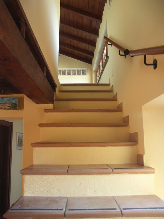 Bed and Breakfast La Casa Del Borgo Brissago-Valtravaglia Exterior foto